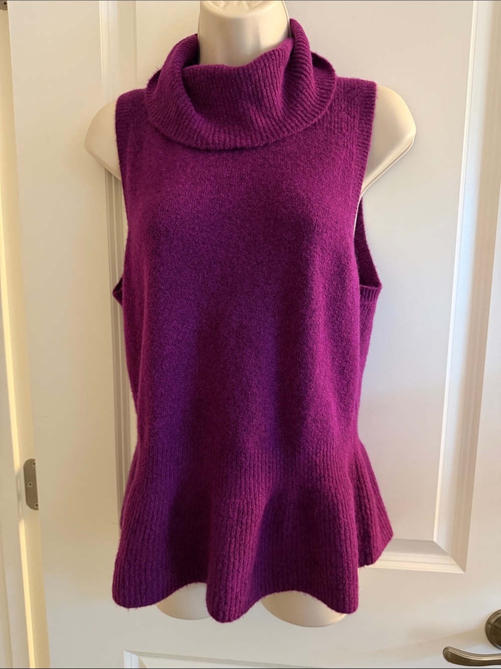 White House Black Market Sleeveless Cowl Neck Peplum Sweater - Plum - Large